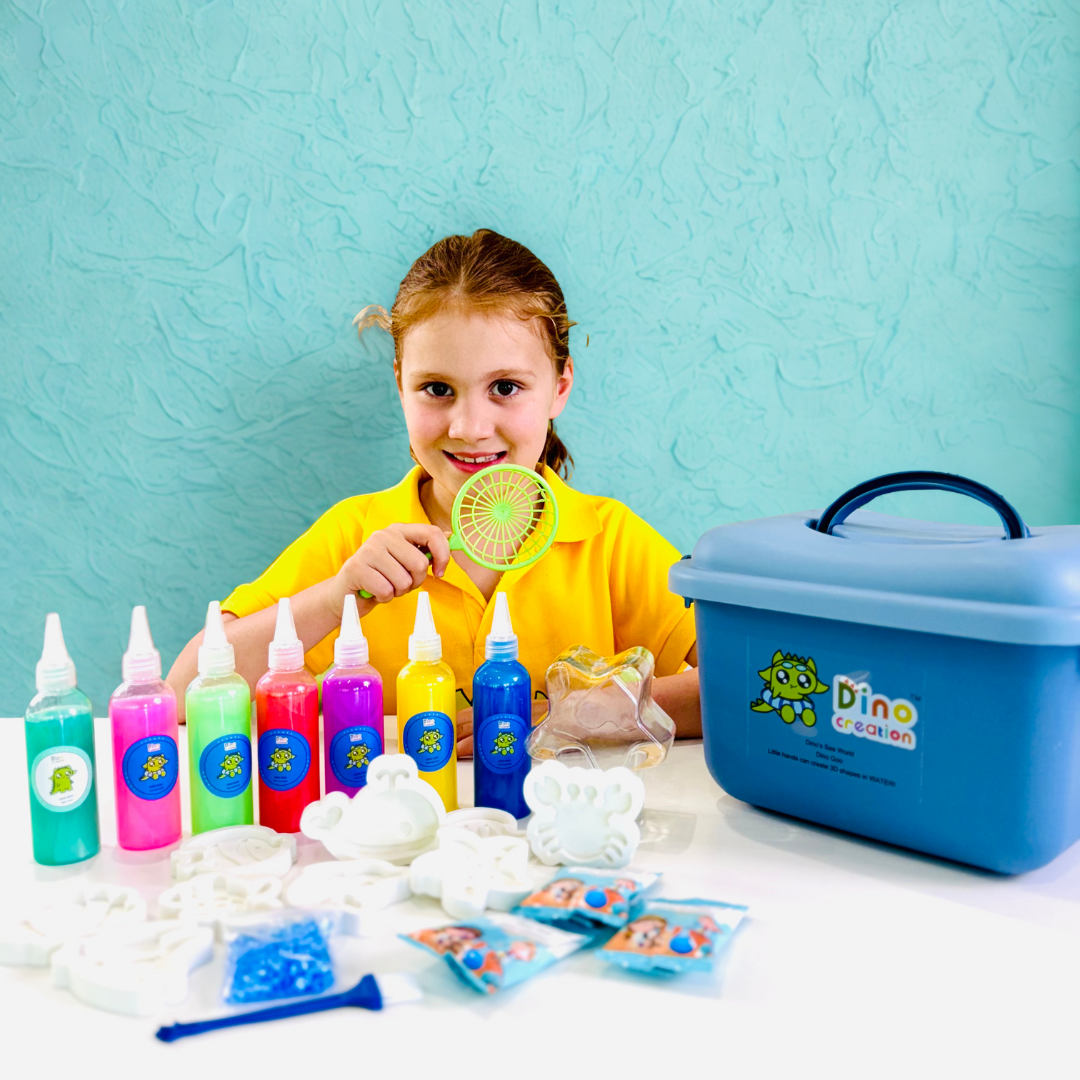 DINO GOO - Dino’s Sea World + Pack of 12 Refill Goo Bundle