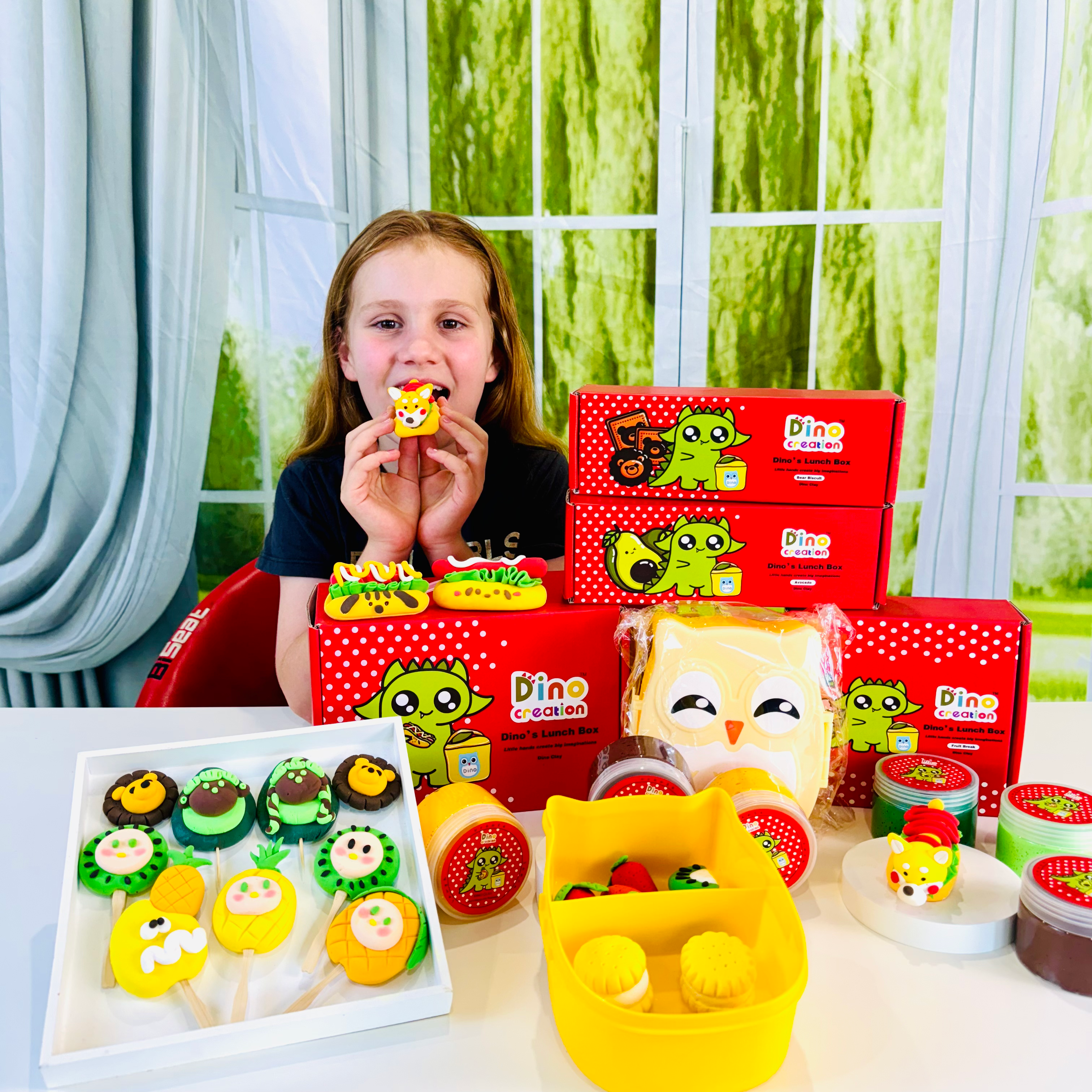 Dino Clay Lunchbox Bundle