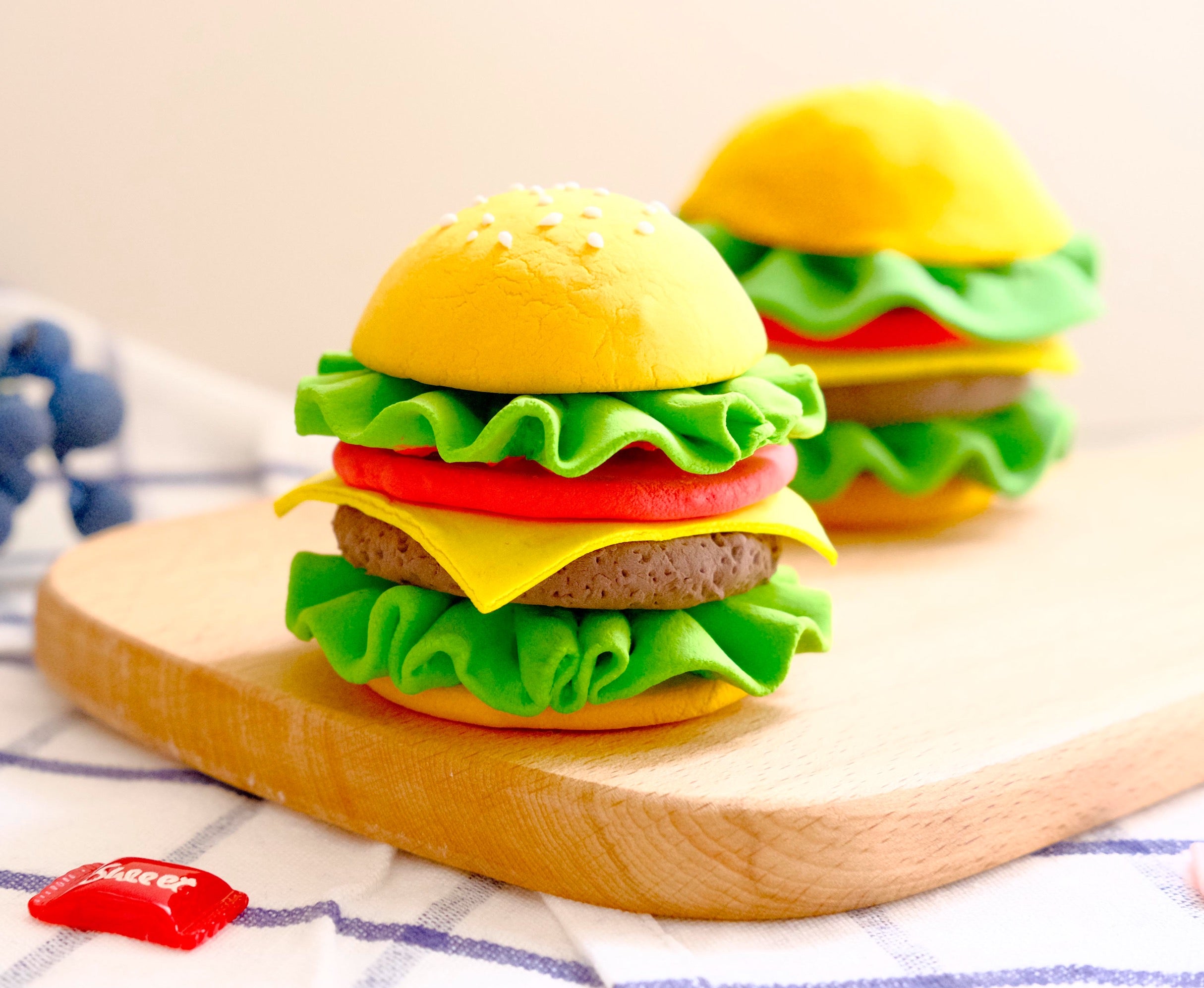 DINO CLAY - Dino’s Burger Meal