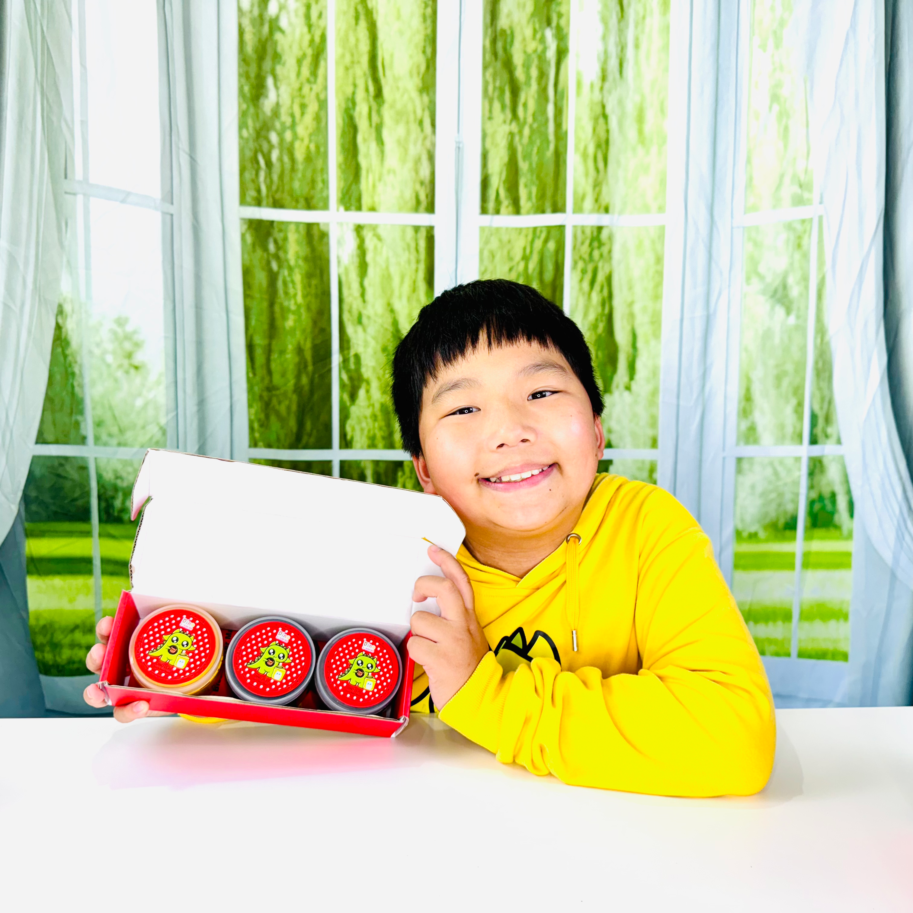 DINO CLAY - Dino’s Lunch Box Bear Biscuits