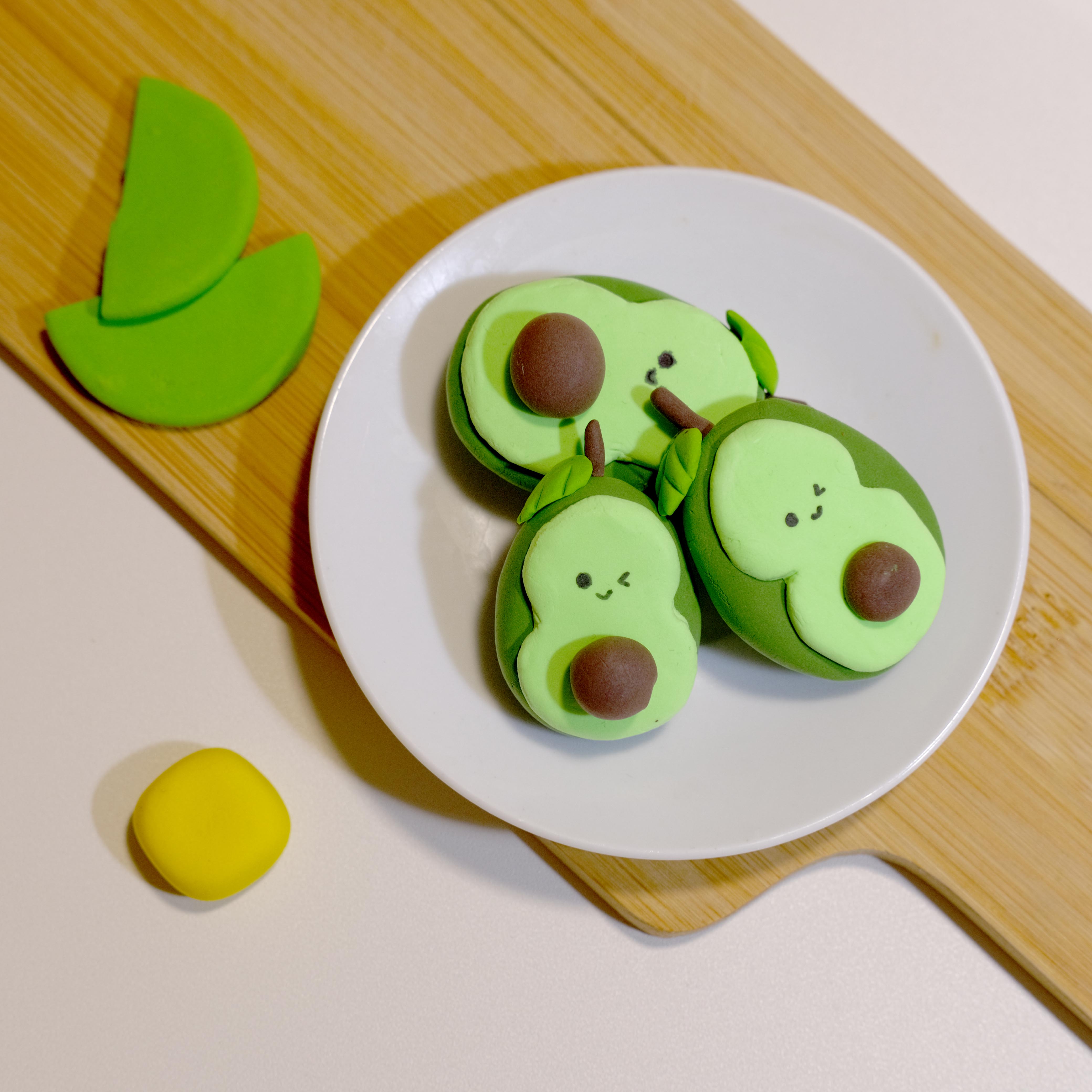 DINO CLAY - Dino’s Lunch Box Avocado